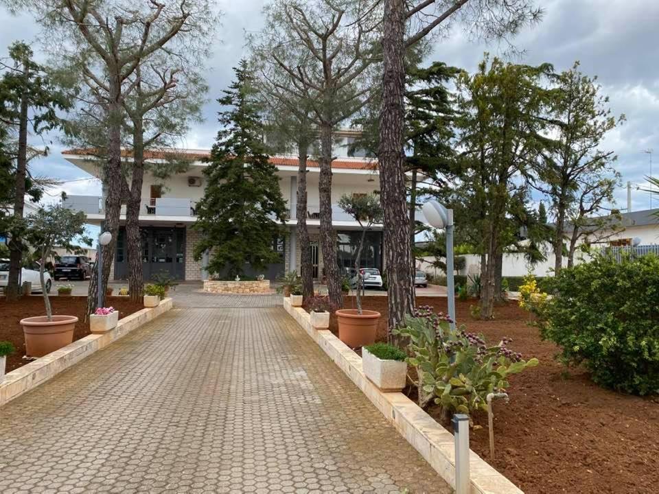 בית הארחה קונברסאנו 	L'Isola Di Francesca מראה חיצוני תמונה